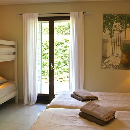 Holiday home Muguet Bagnols-en-Foret